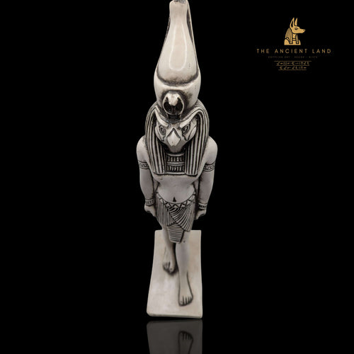 Horus Egyptian God Statue