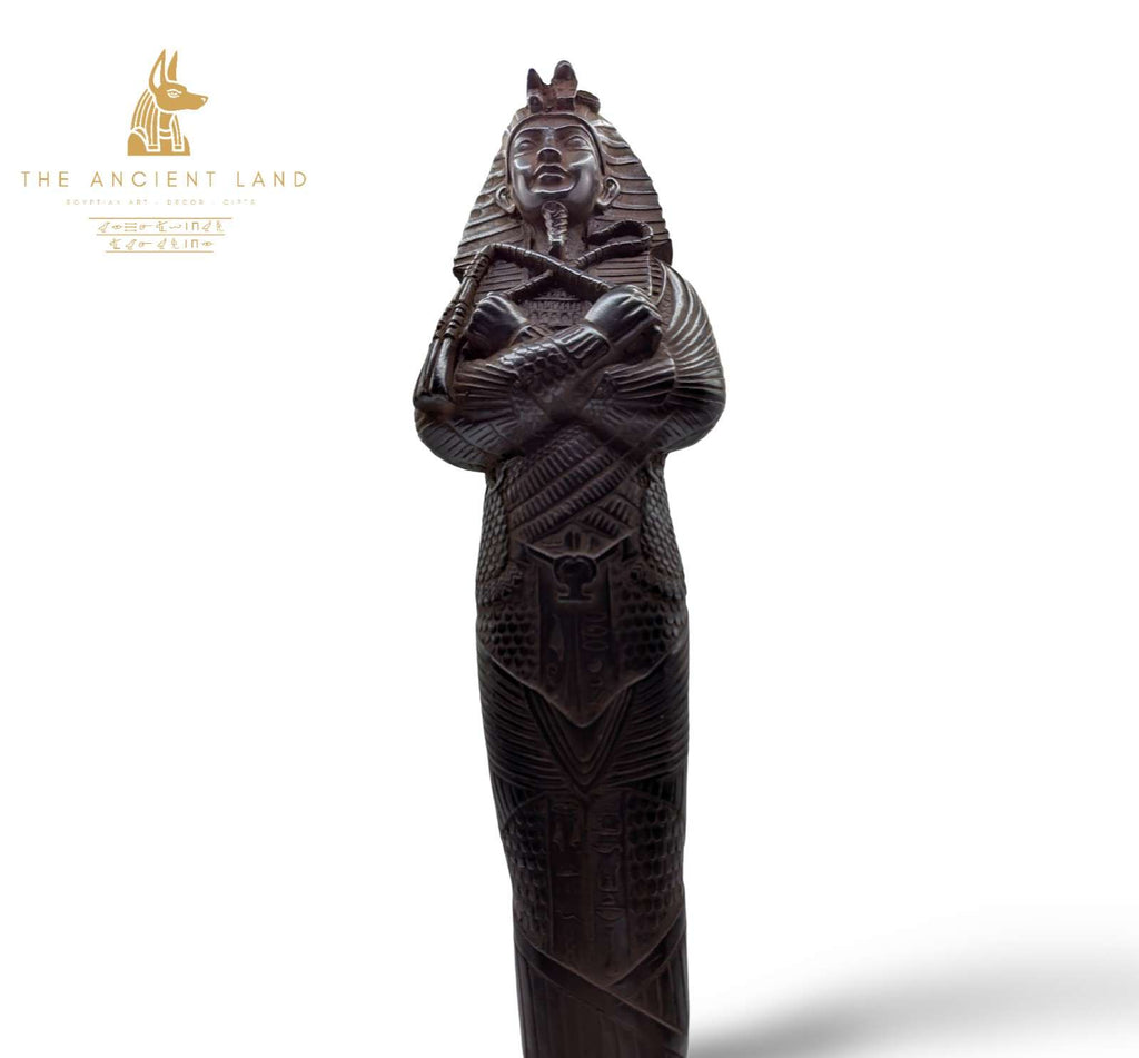 Tutankhamun Statue