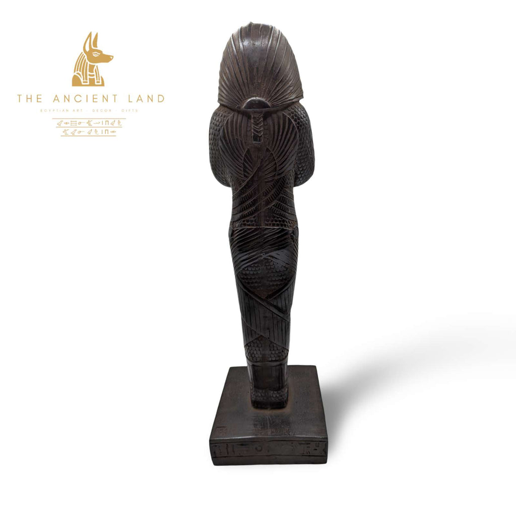 Tutankhamun Statue
